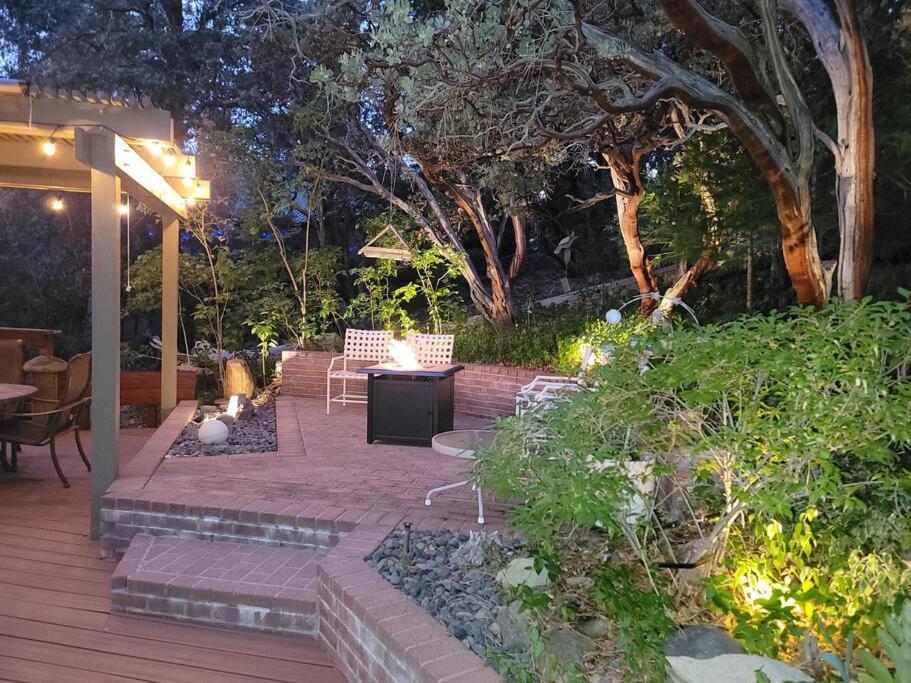 Casa De Los Arboles! Delight & Solitude Abound! Pine Cove Exterior foto