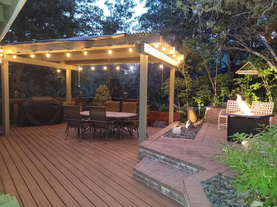 Casa De Los Arboles! Delight & Solitude Abound! Pine Cove Exterior foto